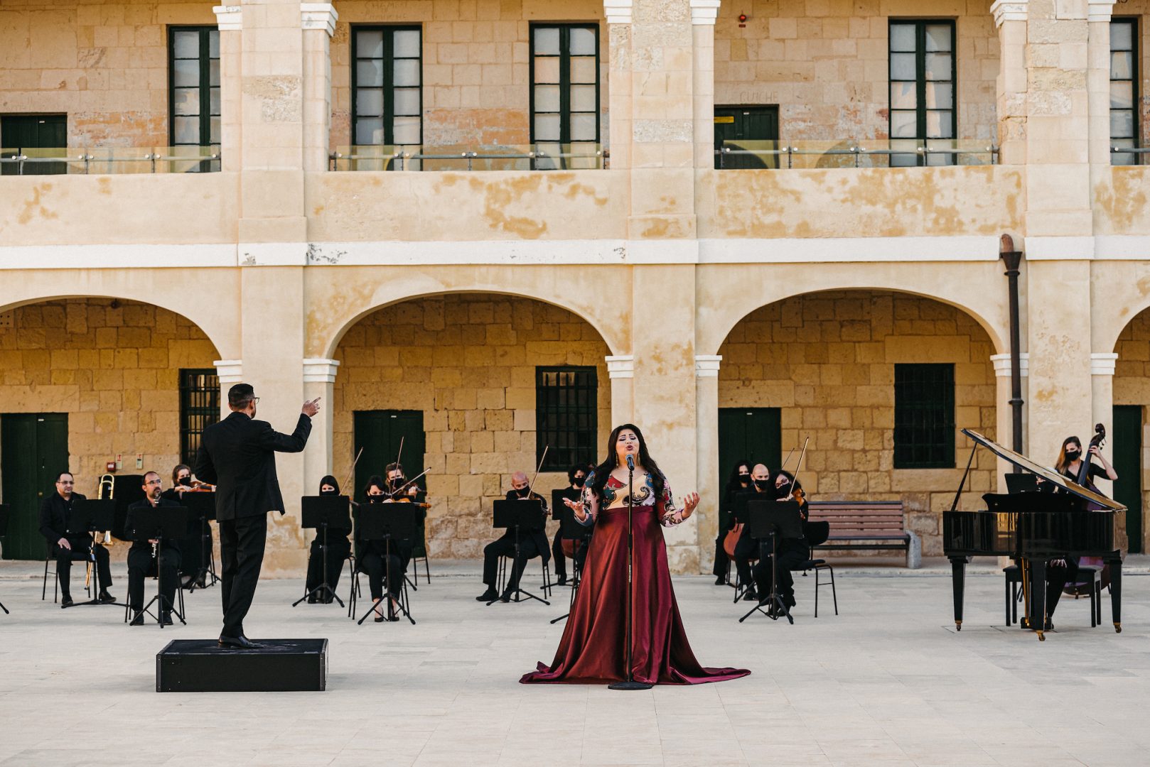 The Malta Philharmonic Orchestra accompanied Eurovision singer Destiny Chukunyere for a symphonic rendition of song Je Me Casse.