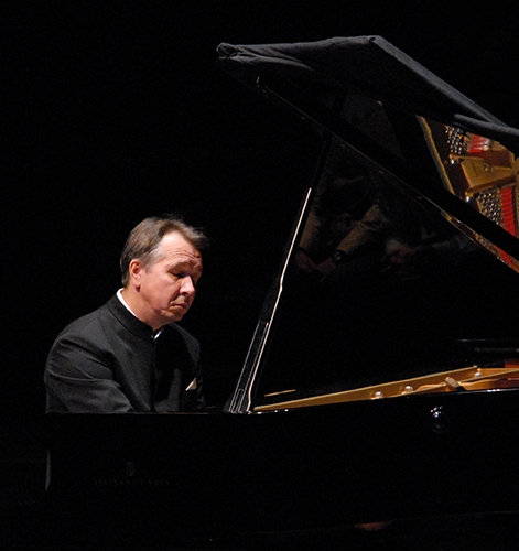 Mikhail Pletnev pianist